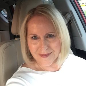 Meet your Posher, Jeanette